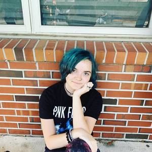 Meet your Posher, Max